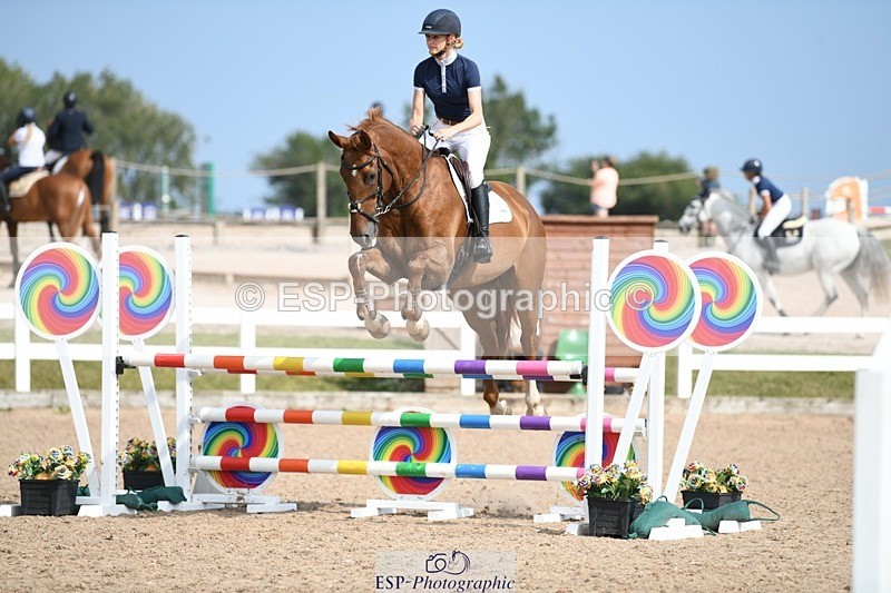 250725-162403-03903 - Cls 10 1.05m Amateur Quali