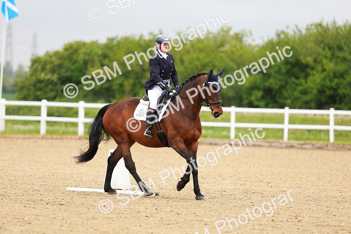 SBM_004649 - Class 15 - Novice 5
