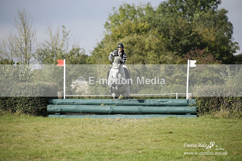  WWHT 171021 3269 - Intermediate (0.90m)  17/10/21