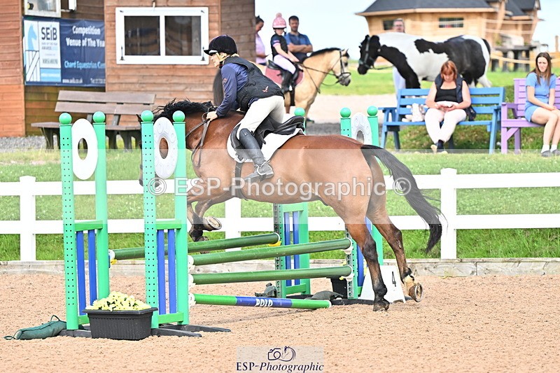 240723A-163124-00150 - 70cm