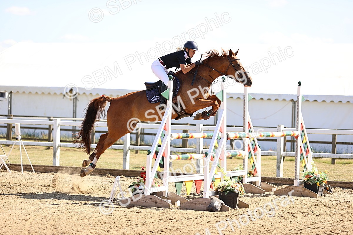 SBM_015529 - Class 16 - Senior foxhunter - 1.20m Open