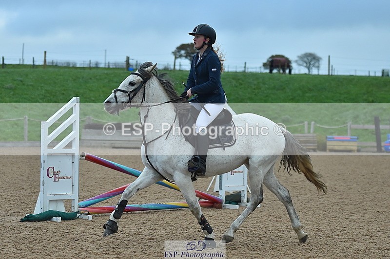 231119A-101102-04547 - Sun Cls 17+18 Club and Schools 70cm