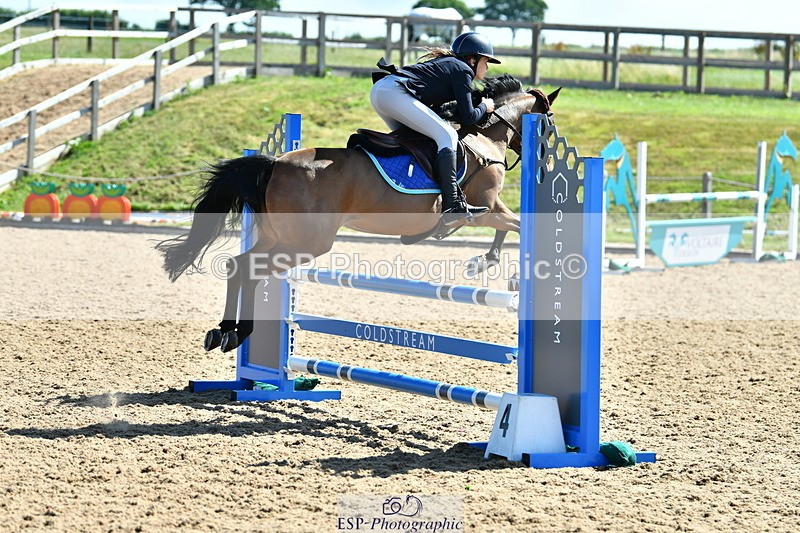 230624A-101839-00253 - Cls 37 Springboard 128 + 138cm