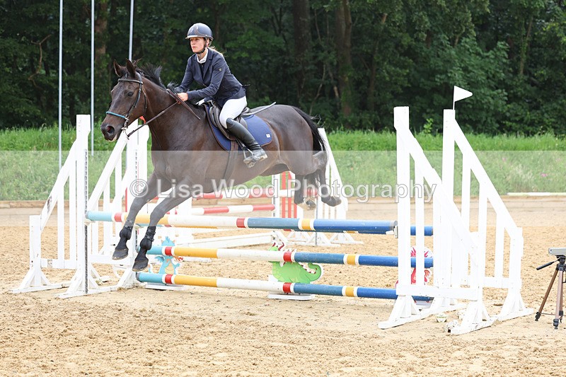 3E7A5619 - Class 4: Senior British Novice/90cm open