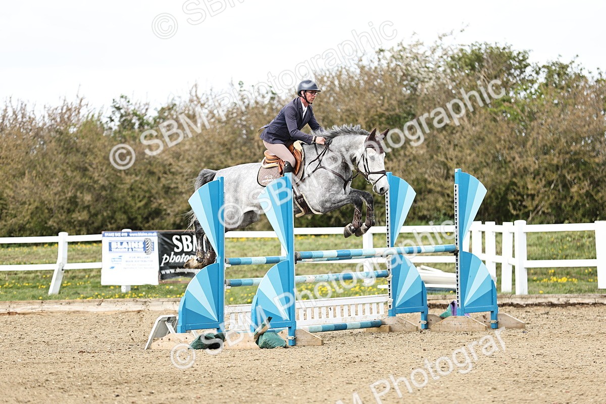 SBM_001181 - Class 4 - Senior Newcomers - 1.10m