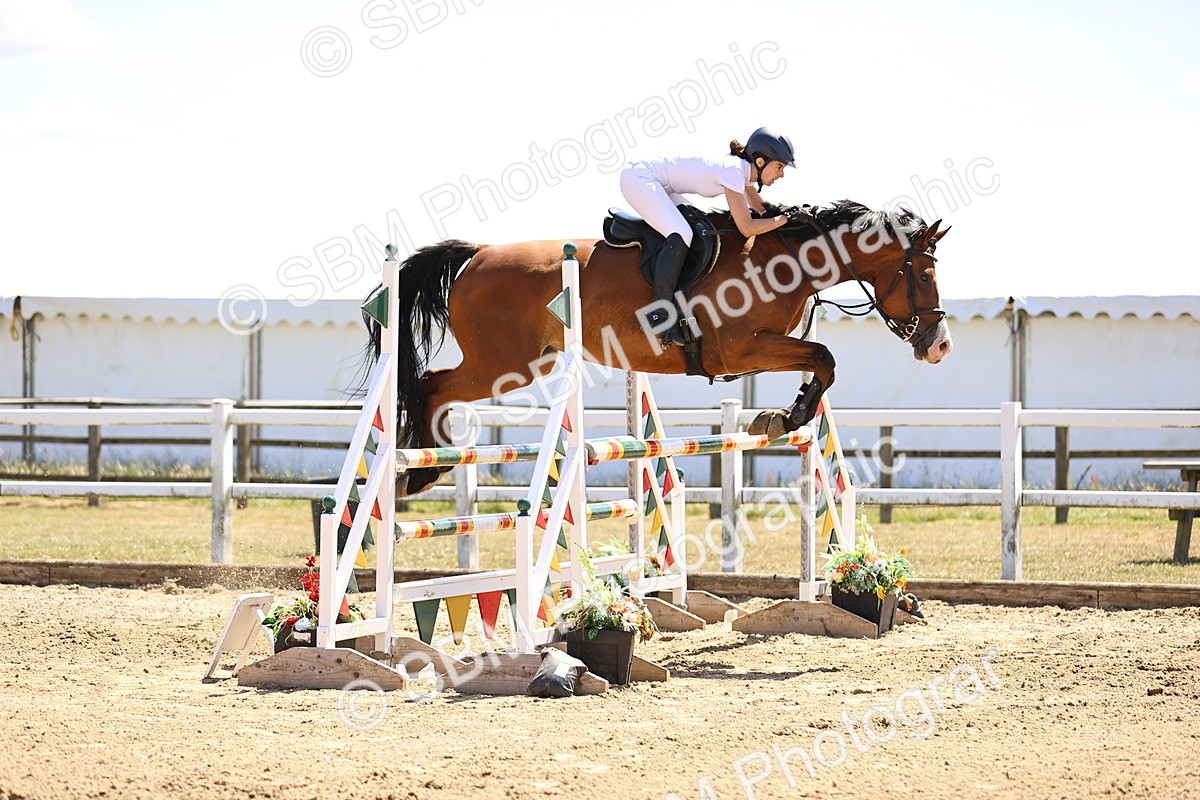 SBM_014888 - Class 15 - Senior Newcomers - 1.10m Open