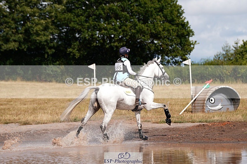 250803A-154942-16711 - O-685-Kitty.King-COOLEY.HOT.SOCKS