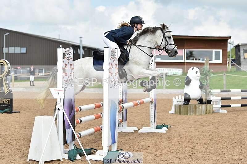 230902A-124656-01209 - Cls 3A Pony Medium 80cm