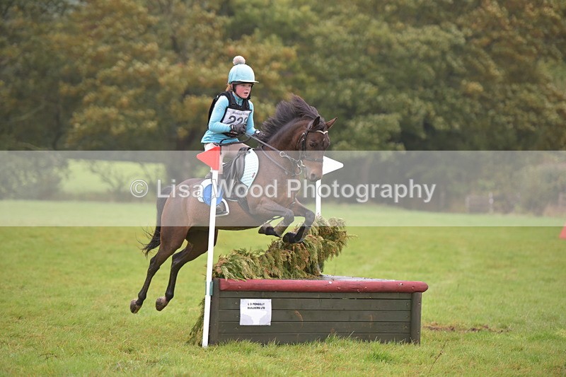 RAY_9777 - Class 2: 70cm: Corner