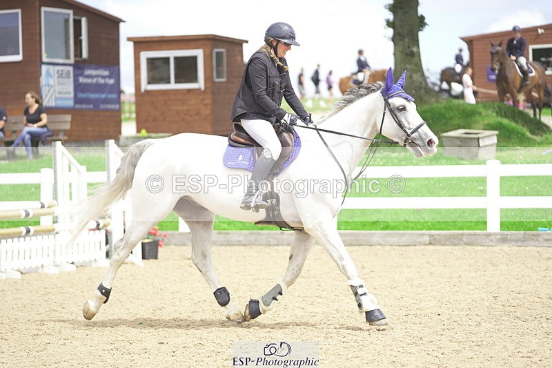 230729A-140130-06515 - Cls 23 95cm Amateur Quali