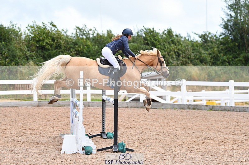 230715A-144052-01353 - Cls 6 Foxhunter & 1.10m Open