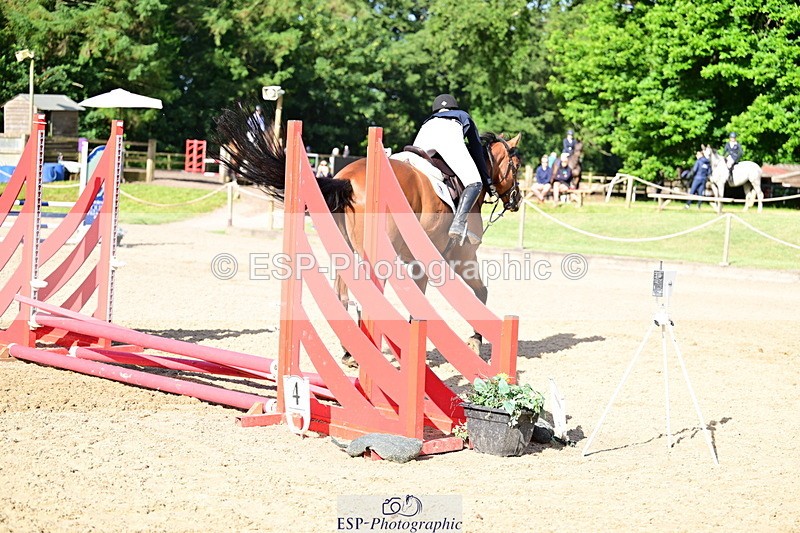 260630A-084101-00207 - Cls 24 85cm Nat Am Qualifier