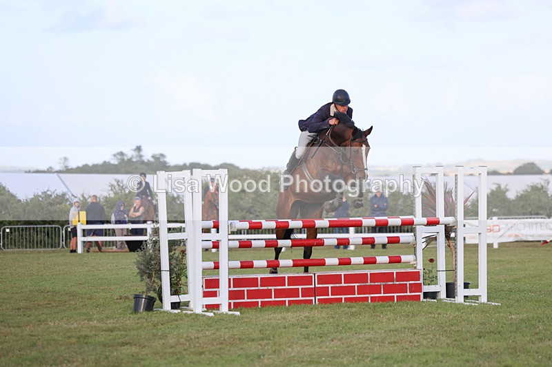 3E7A4962 - Class C1: Showjumping Senior Newcomers/1.10m open