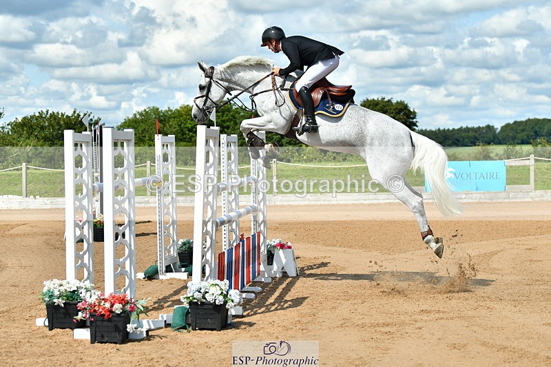 230720A-104727-01968 - Cls 5, 2 Star Medium 1.35m