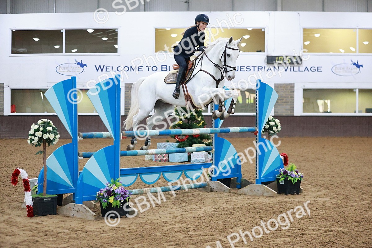 SBM_001266 - Class 5 - Senior Foxhunter 1.20m