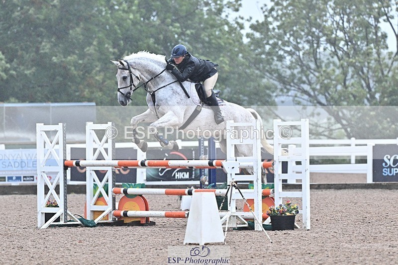 250914-132725-08899 - Cls 37 1.10m Amateur