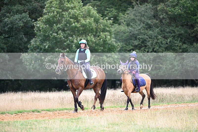 DSC_6131 - Time at Statue 12:17 to 12:44