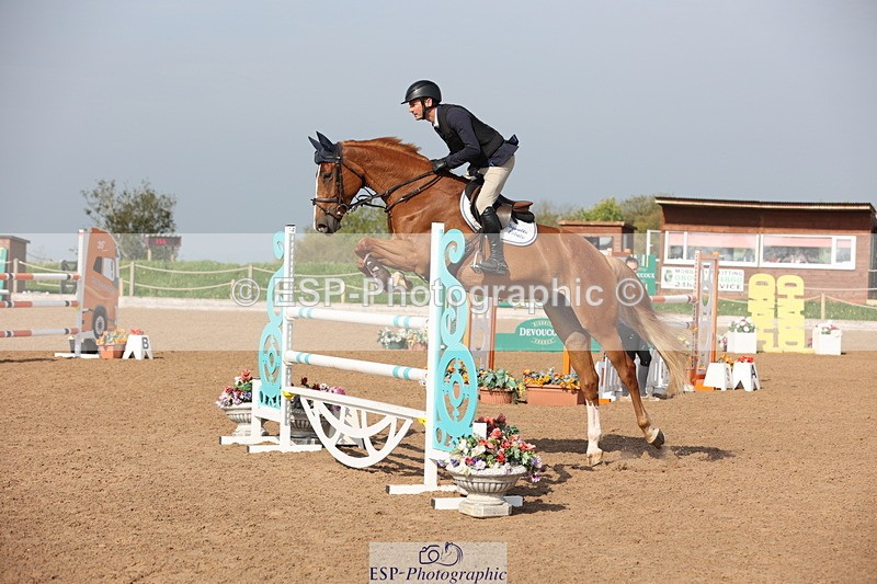 240511A-091738-11004 - Cls 32 Foxhunter