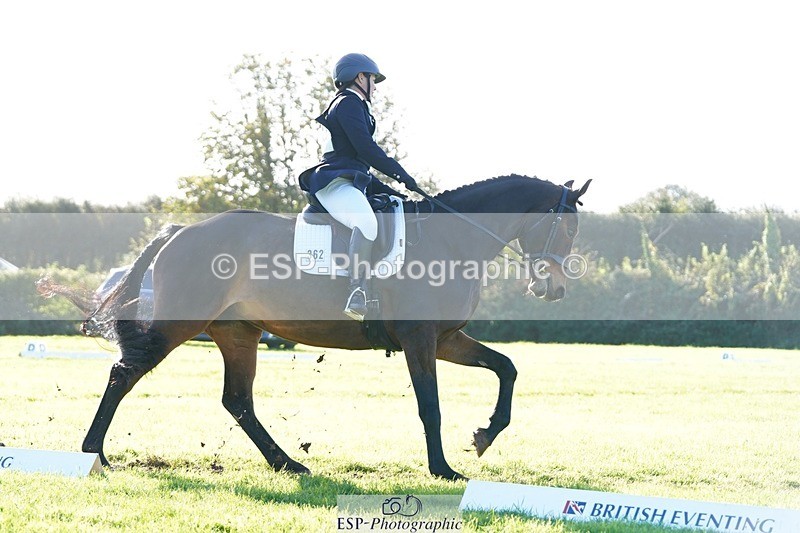 241025-103938-06044 - 362-Vicky.Stacey-HIGHDALE.AUTUMN.SUNRISE