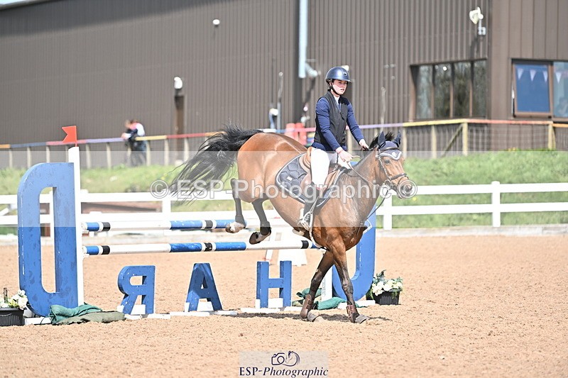 240418A-135957-03672 - Cls 13, 1 Star Bronze Tour 1.10m