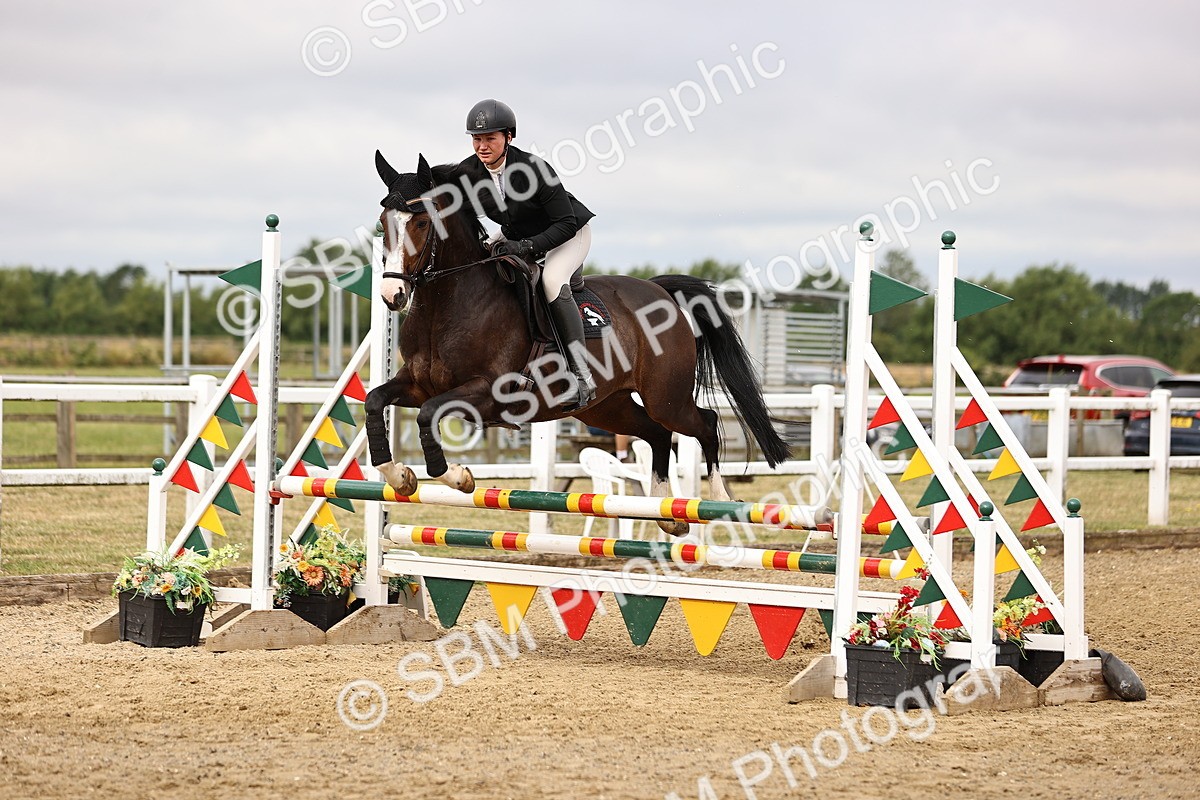 SBM_012677 - Class 13 - Senior British Novice - 90cm Open