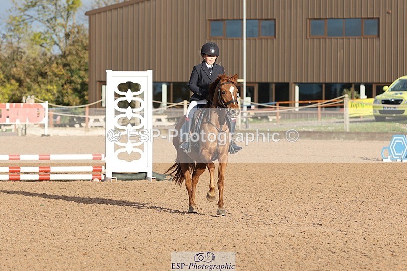 251025-093401-00722 - Cls 20 Clear Round 50cm