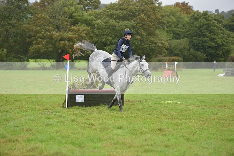 RAY_9597 - Class 2: 70cm: Corner