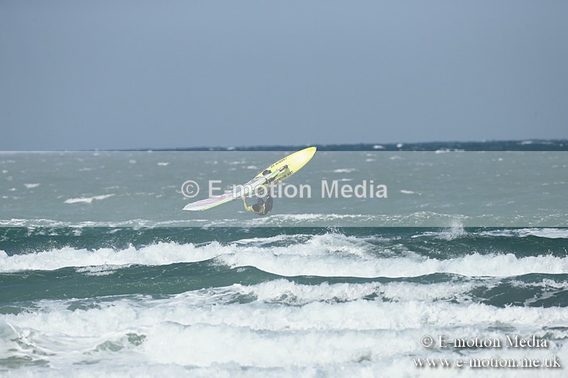 WS 020413-227 - Windsurfing