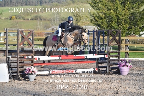 BPP_7120 - CLASS 18 SUN Pony British Novice / 0.80m Open