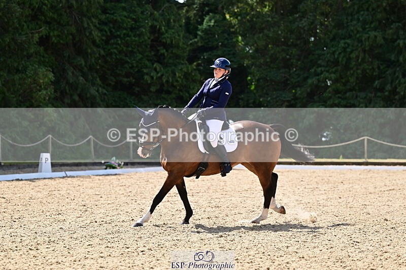 260731A-110929-00233 - Elementary Bronze 10.30 - Break