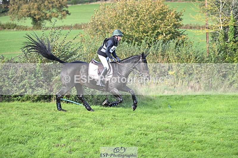 251024A-151103-13382 - C-230-Ciara.O.Connor