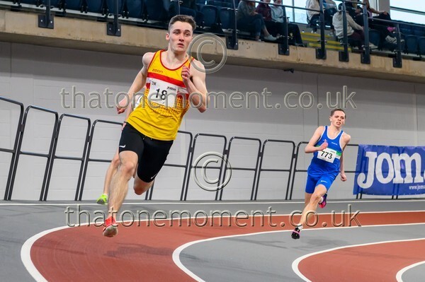 Age26SUN-810876 - Track Male Set One