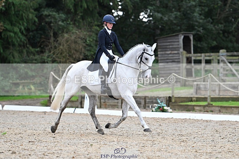 231019-152453-04469 - 063-TOMGAR.GRACE-Annie.Smith-DR