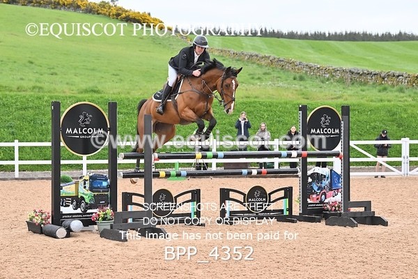 BPP_4352 - CLASS 19 SUN RHS Johnston Smillie Ltd Grade B & C C'Ship Q