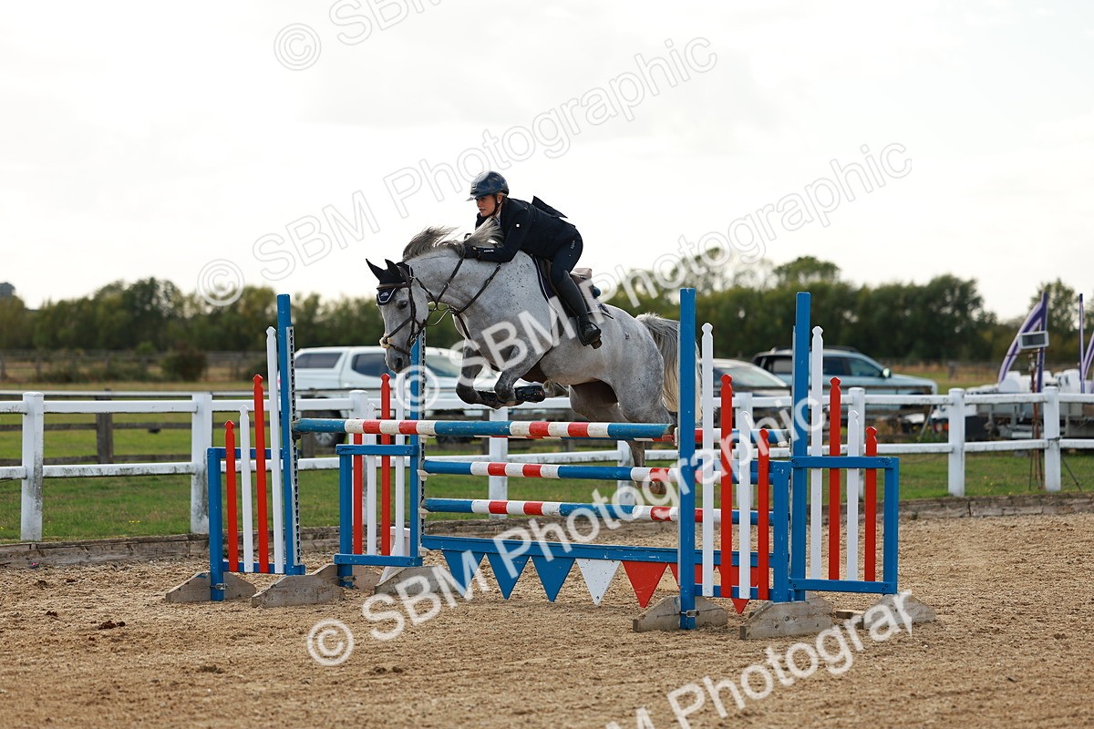 SBM_002077 - Class 5 - Senior Foxhunter - 1.20m