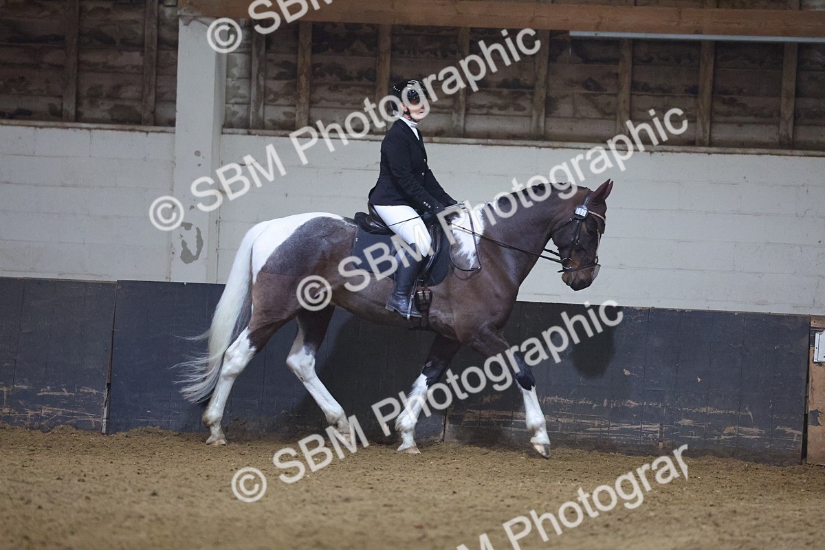 SBM_002999 - Class 9-10 - MQ U21 Open Novice 1