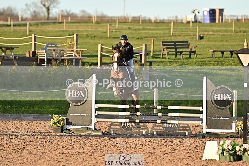 250401-185707-00843 - 90cm Classes