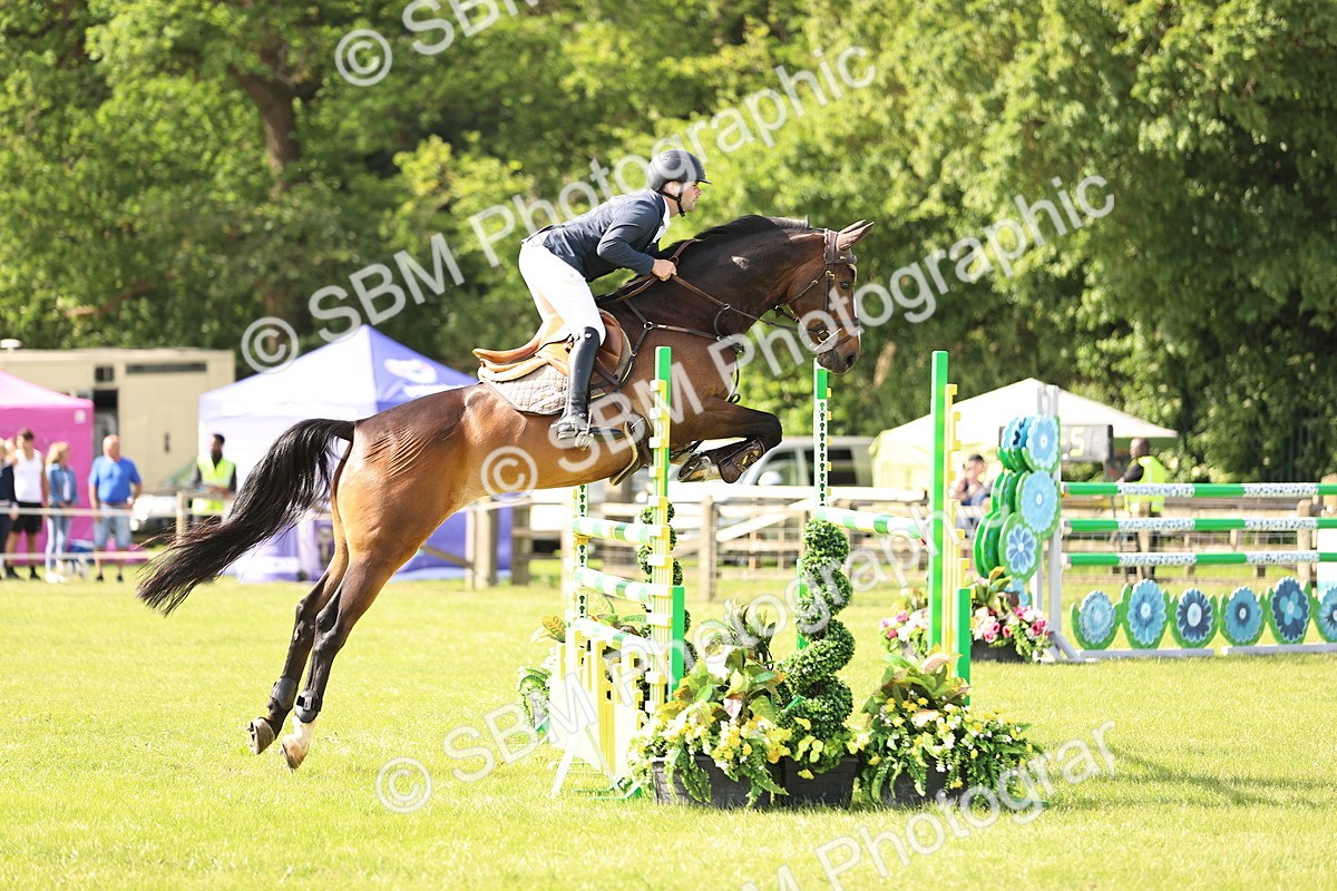 SBM_01489 - Class 200 - Martin Grant Homes Welcome Stakes 1.25m Open