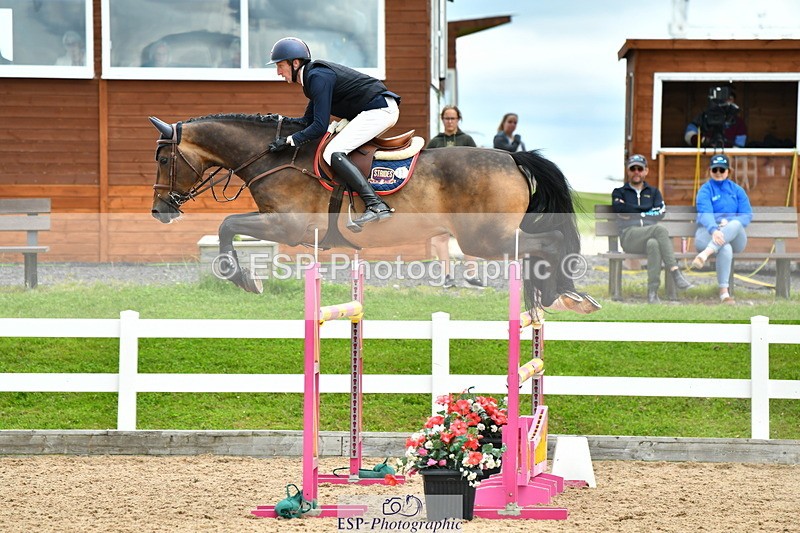 230721A-142019-06853 - Cls 22, 1 Star Gold 1.30m