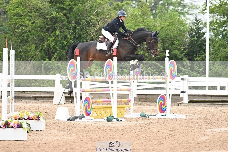 250424-121917-04257 - Cls 21 - 1 Star Gold Tour