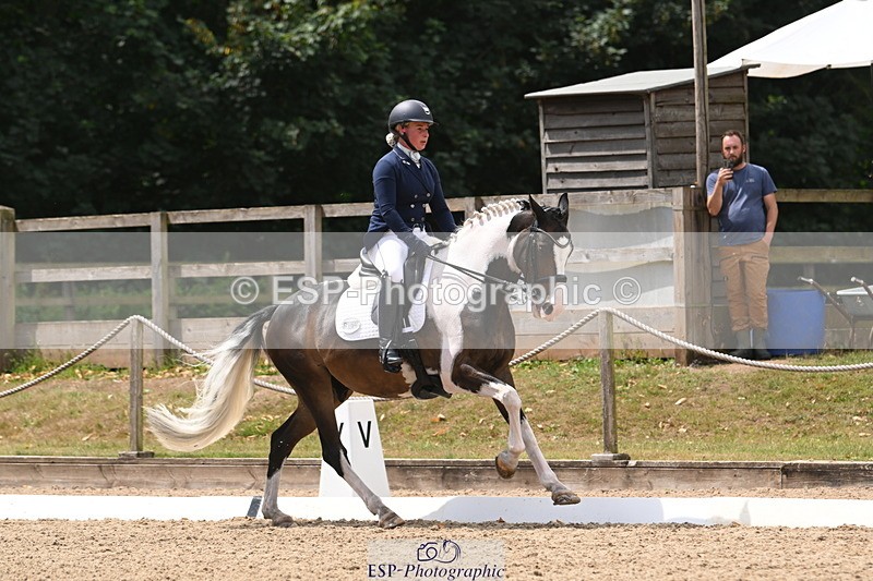 250720A-123911-10413 - 164-Dominique.Kinnaird-Perry-Pallas.Vanquish