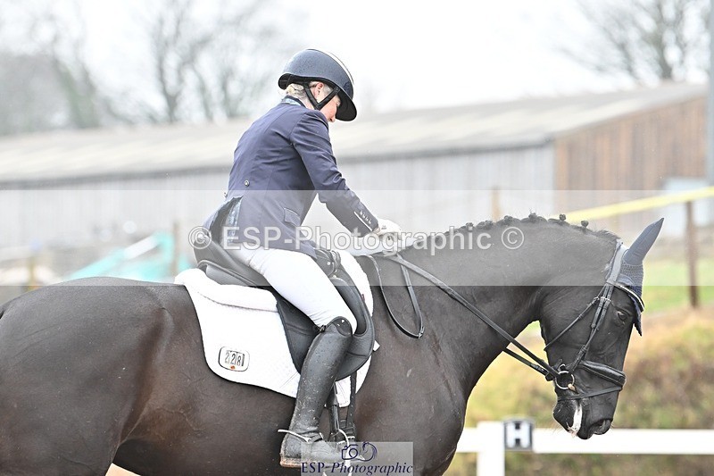 250215-140119-03983 - 228-Louise.Hutchinson-Shovern.Noire