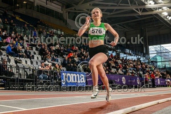 SenInd26-819645 - Track Female Set One