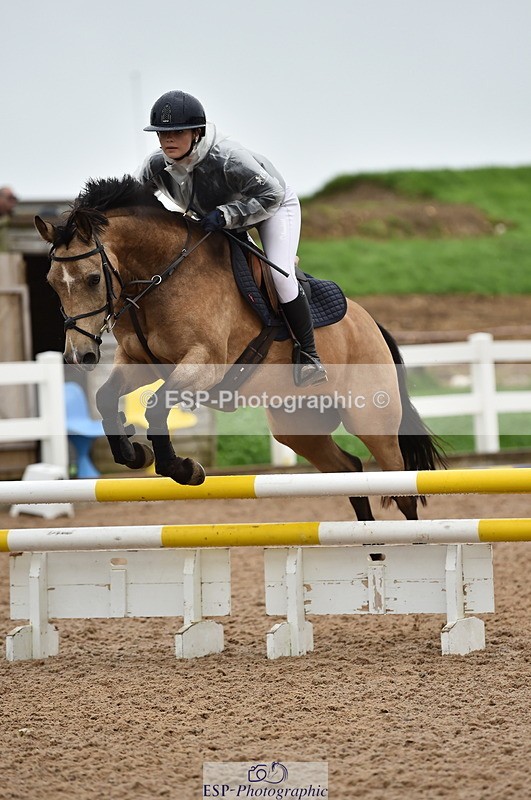 220829A-173206-00454 - 80cm Classes 5a 5b & 6