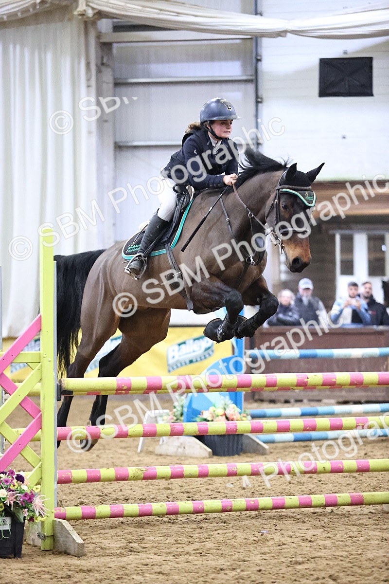 SBM_007208_Class 21 - Senior Discovery - 100m - Customer Cart - Jess