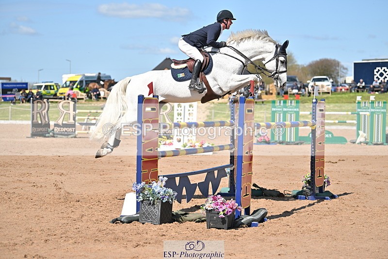 240420A-141827-11692 - Cls 7, 2 Star Medium Tour 1.35m