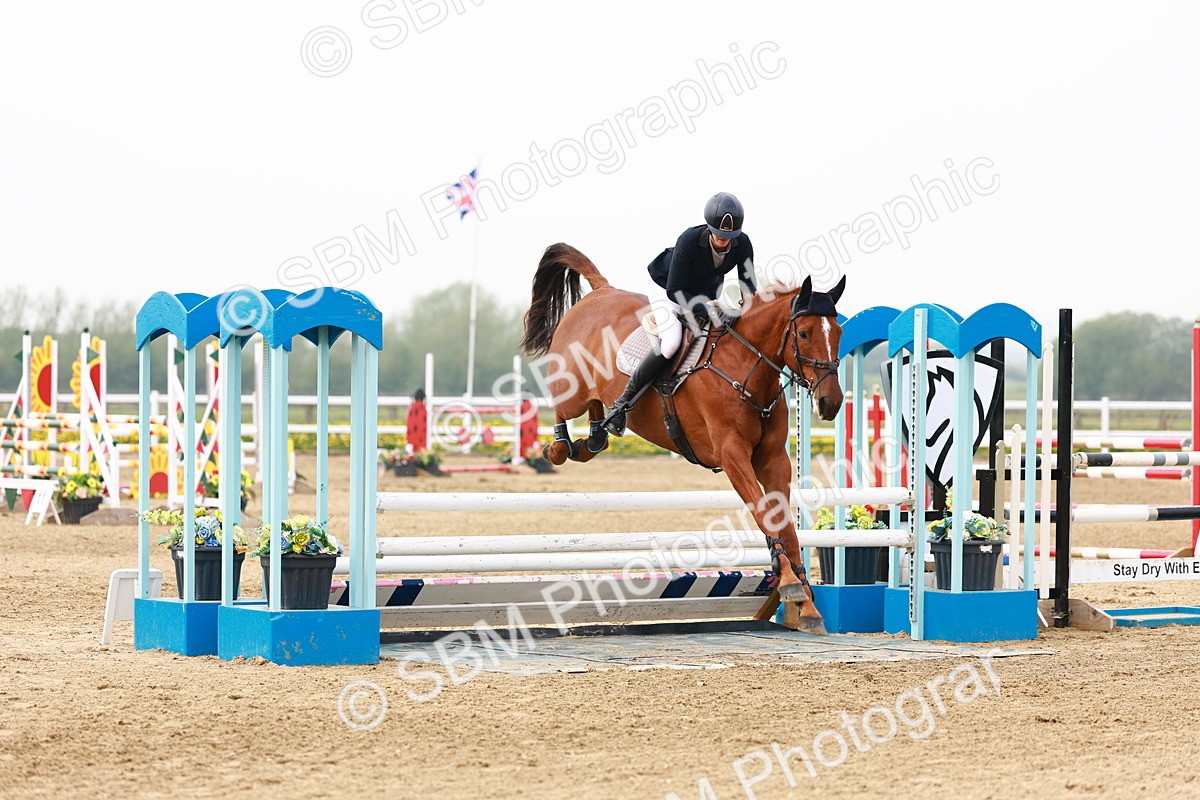  - Class 18 - Senior Newcomers - 1.10m