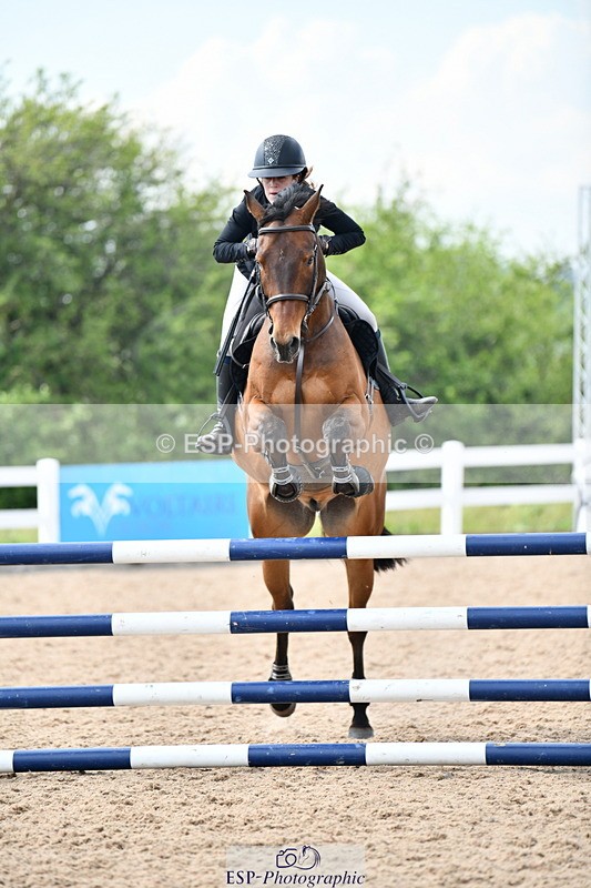 240512A-152327-19330 - Cls 43 95cm National Am Quali