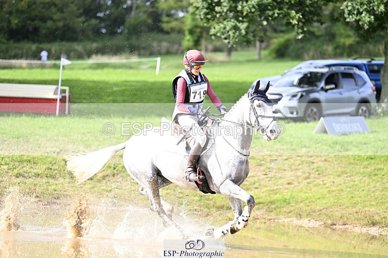 240804-173432-18984 - 719-Abbie_Burbidge-BLUEBIRD