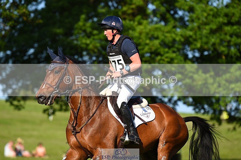 230527-181426-13774 - 175-MONBEG_EQUITY-Tom_McEwen-XC